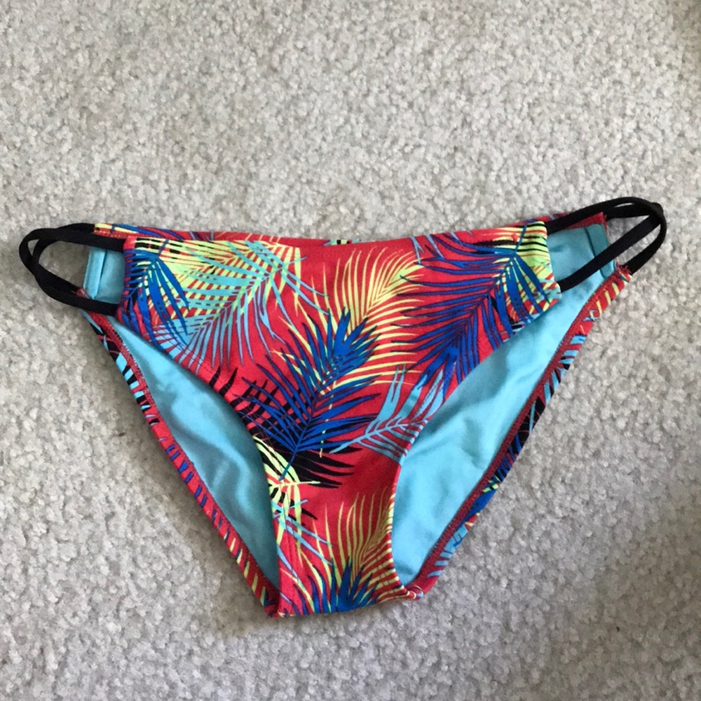 Bikini bottoms